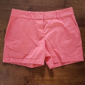 Vineyard Vines size 6 shorts